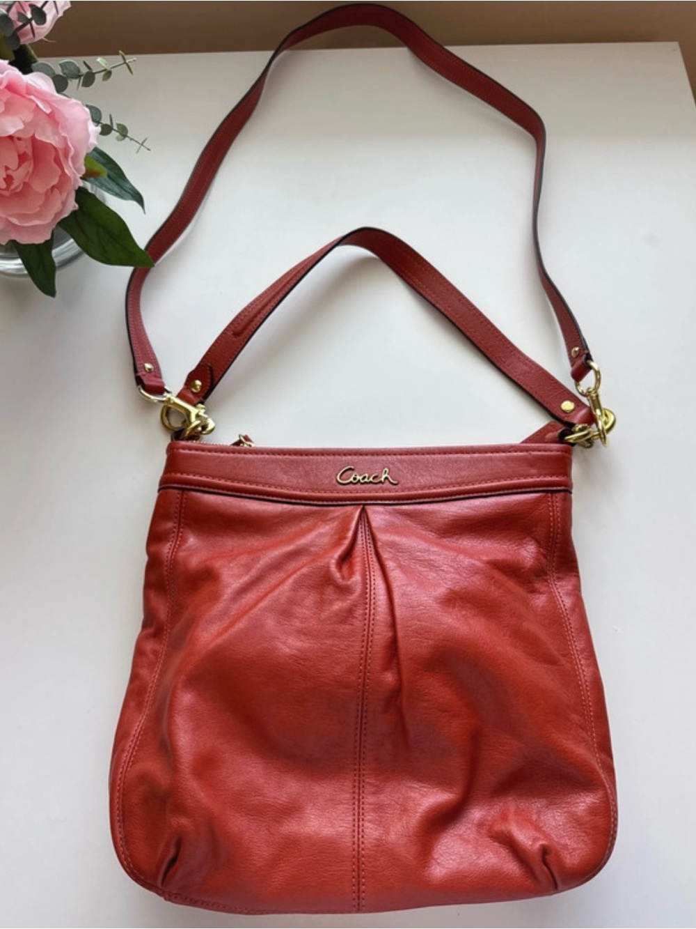 NWOT Vintage Coach Red Leather Shoulder Crossbody Bag with Gold Hardware